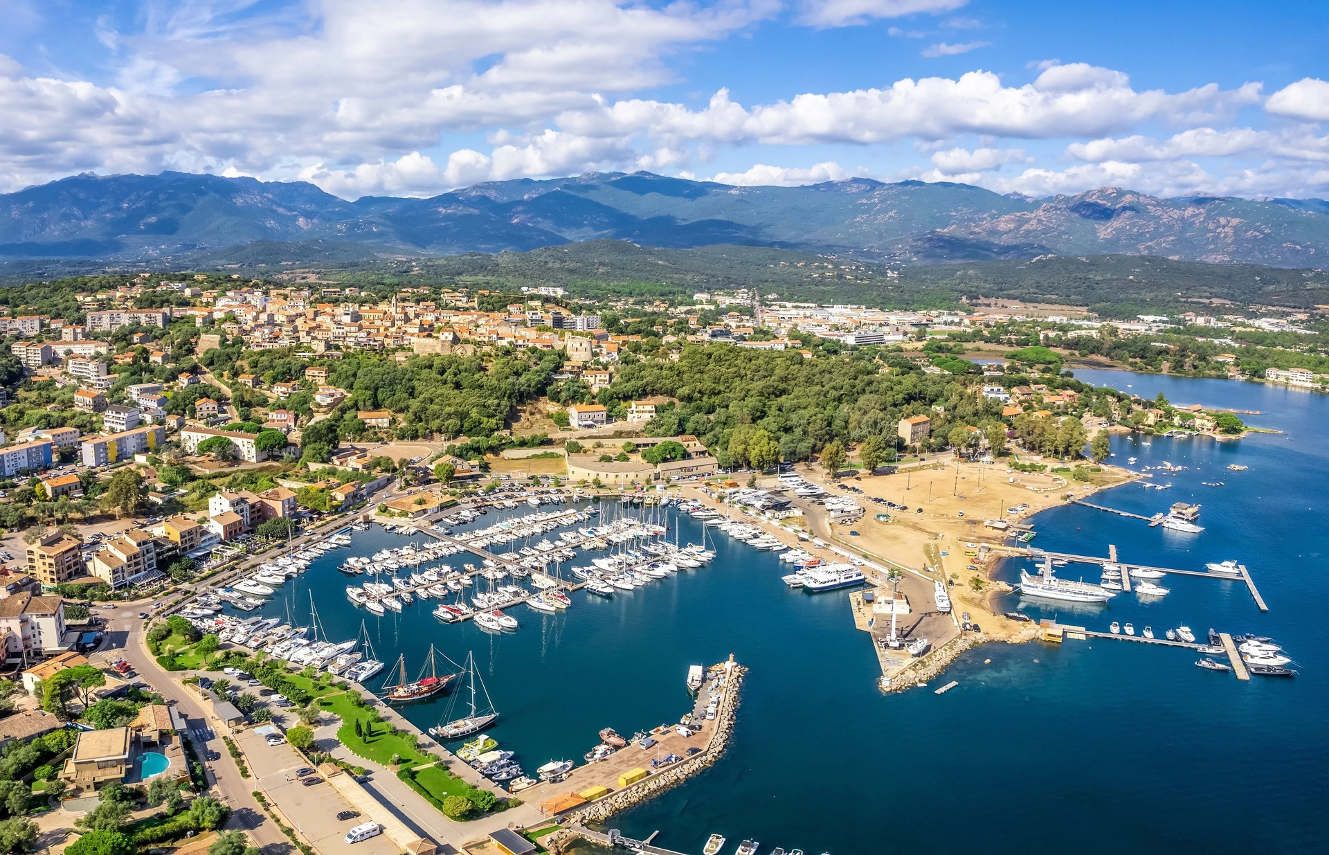 Location: <span>Porto Vecchio</span>